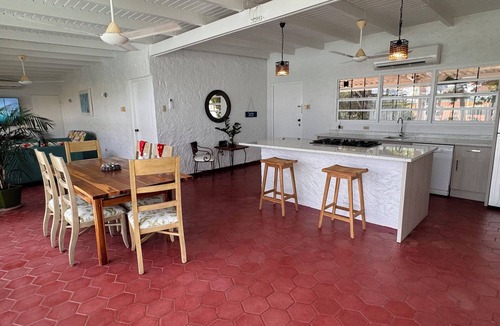 Bubali Villa | Cozy 3 bedrooms Villa in Hotels area by eagle beach with Pool.