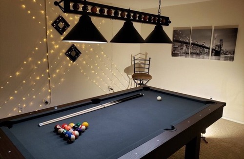 Five Oaks House | Cozy 4B w/Pool Table near Nike/Intel, Max Station