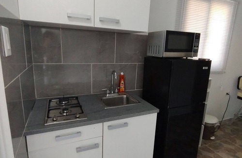 Palm Beach Apartment | Cozy aptm 5 min from the beach
