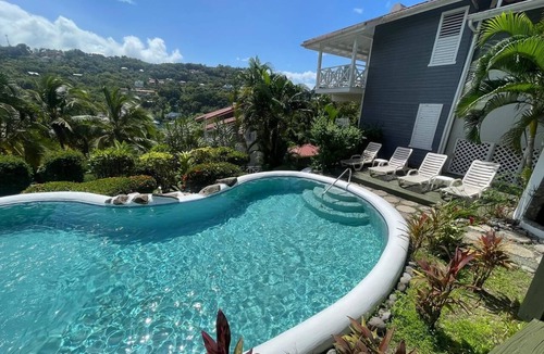 Marigot Bay Cabin | Cozy cabin in peaceful Marigot with AC