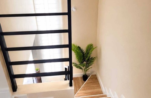 Portmore House | Cozy Creek Superb AC Solar-powered 2-bedroom townhouse gated community Portmore