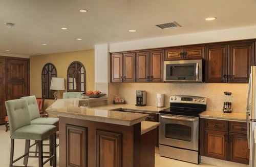 Marina Resort | Cozy Studio resort with pools, ocean view, balcony, kitchenette, 2 beds in Cabo