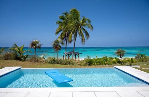 North Palmetto Point House | Cricket Beach House-Luxurious Beachfront House home