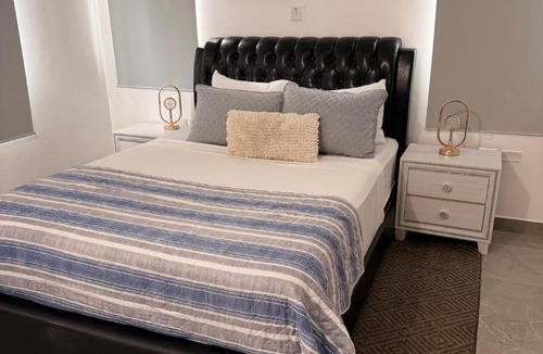Eden Gardens Apartment | Deanery Apartments - Pool Access - Fully AC - 24hrs Security - 20mins Airport