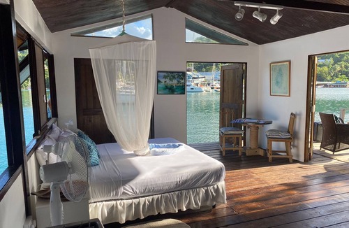 Marigot Bay Cabin | Delightful over the water cabin