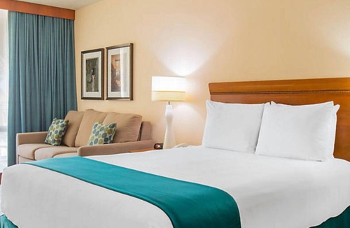 Oranjestad-West Resort | Discover Island Bliss at Bluegreen Vacations La Cabana –Studio