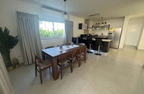El Soco Villa | Elegant and spacious villa with pool and jacuzzi near the beach