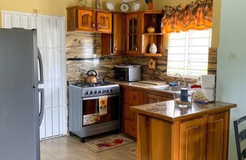 Greenwich Estate Apartment | Drax Hall Retreat- Ocho Rios- Cozy Villa
