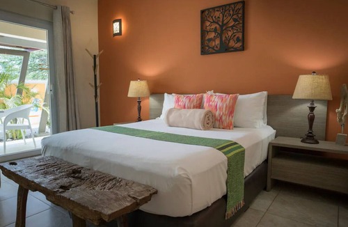 Washington Condo | Dreamy Bedroom in Aruba!