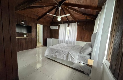 Santiago Province Hotel | El Montserrat - Hotel Boutique