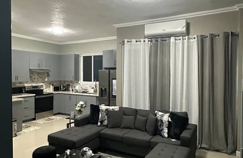 New Kingston Apartment | Elegant One Bedroom Luxury Apartment Overlooking Kingston