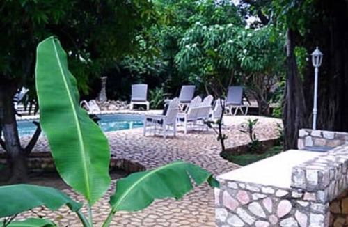 West End Cottage | Ella villa Negril relaxing peaceful private swimming pool and 20min from beach!