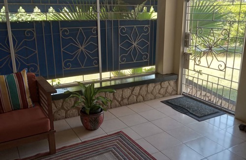 Beverly Hills House | Enjoy Beverly Hills, Kingston, Jamaica, 4 bdrms, AC, WiFi, Spacious, Quiet, Safe