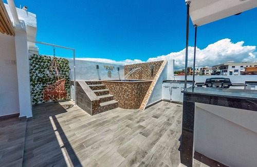 Renacimiento Apartment | Exclusive Apt w/Private Jacuzzi, terrace, BBQ, wifi and more.