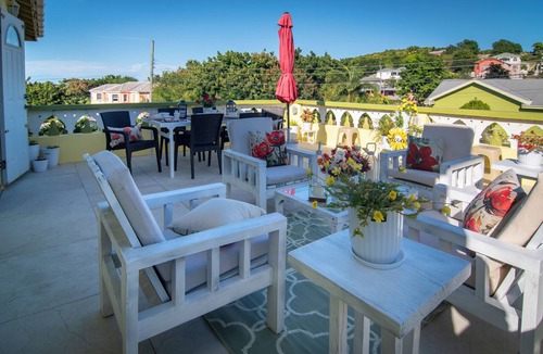 Buckleys Village House | Exquisite 3-bedroom house in tranquil Mount Pleasant.