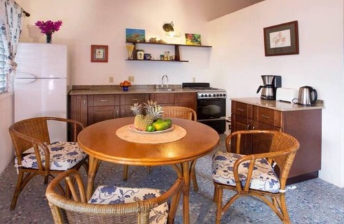 Liberta Apartment | Falmouth Beach Apts A1-A2 Near Beach