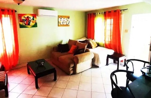 Ocho Rios Resort | Feel like royalty at an exquisite one bedroom apt #15 at Mystic Ridge Resort JA