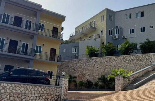 Saint Andrew Apartment | Forrest Gate Apartment when home is away - Comfort beyond your wildest dreams.