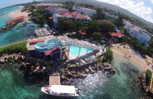 Runaway Bay Resort | Franklyn D Resort & Spa All Inclusive