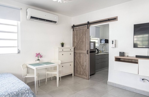 Condado Apartment | Getaway awaits in San Juan