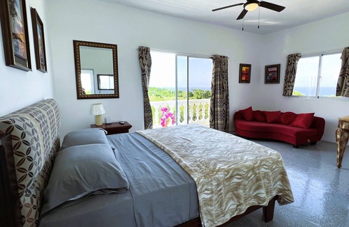 Cabrera Apartment | Godfather Room #2: Ocean View with Private Balcony
