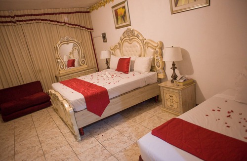 Mango Walk Apartment | Golden Room @ Hotel Glorianna