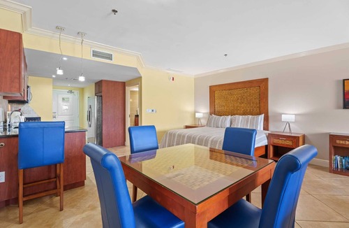 Oranjestad-West Apartment | Golf Course View - Garden Studio condo - DR02