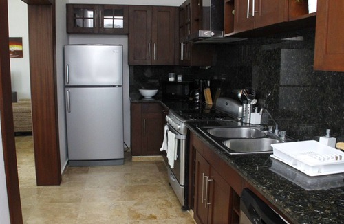 ProCab Condo | Gorgeous 2 Bedroom ocean view Penthouse for Rent