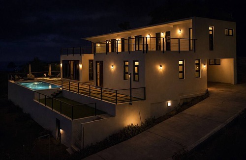 Brighton House | Grenadine Sky - Luxury 4BD Villa with Pool overlooking Caribbean Sea