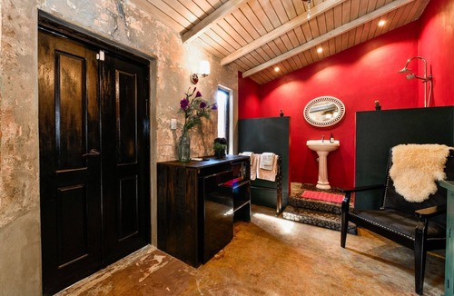 Balashi Condo | Gypsy private room at Bed & Breakfast, Mammaloe's Aruba