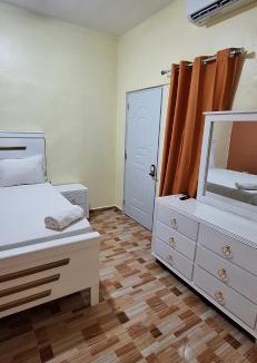 Azua Hotel | Habitación con piscina,Netflix Hotel Villa Marchena