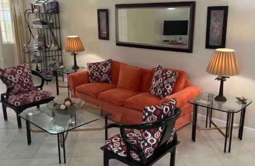 Marine Gardens Apartment | Happy Holidays #15 Margate Gardens