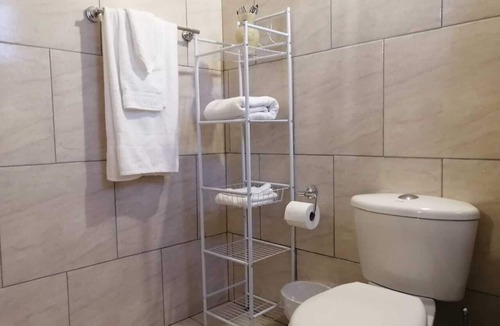 Gordon Town Apartment | Harbor View near Airport