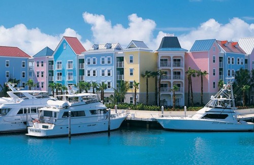 Paradise Island Villa | Harborside Atlantis Bahamas - Sleeps 4 Full Access to Atlantis Water Park