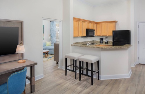 Paradise Island Resort | Harborside Resort & Vacation Rentals at Atlantis