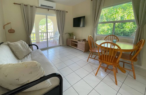 Belmont Apartment | Harbourview Apartments – Where Breathtaking Views Meet Island Comfort.