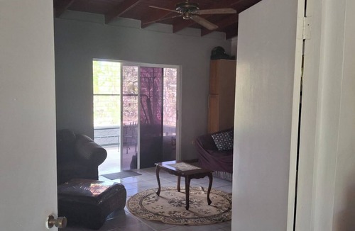 Stewart Town House | Healing 3-Bed Retreat - Sleeps 4, Hot Tub & Pool