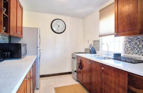 Portmore Apartment | Here'snn"Portmore's Bayfront Villas: Where Luxury Meets Serenity"nnnn