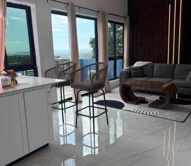 Havendale Apartment | Hillzone View