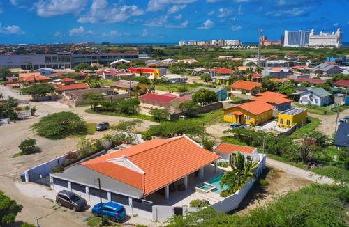Palm Beach House | Holiday house Mon Pos for 1 - 8 persons with 4 bedrooms - Holiday home