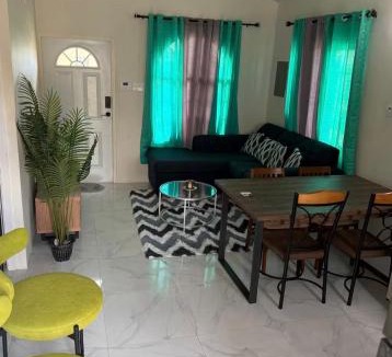Portmore House | Home in Phoenix Village Jamaica