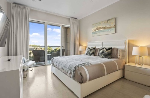 Oranjestad-West Apartment | *HOTEL SERVICE* LUXURY 2 BEDROOM CONDO AT LEVENT ON EAGLE BEACH