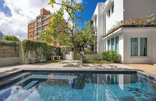 Condado Apartment | In Condado Beach | Beautiful Pool With Tanning Bed