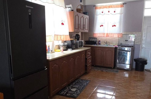 Roseau House | Jacob’s Urban Haven | 3-Bedroom Home, Goodwill. 4-minute drive to Roseau Central