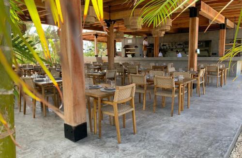 San Pedro Villa | Java Villa Paradise and Mistico Beach Club plus Boat Shuttle