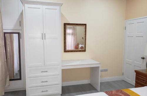 Castries Apartment | JemmRose Suites
