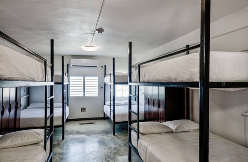 Puerta de Tierra Hostel | Juliette Hostel Women Only