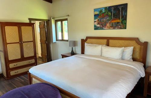 San Antonio House | Kane Villas - Mountain Pine Ridge