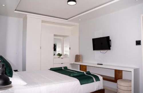 Mona Apartment | Kingston Horizon Retreat