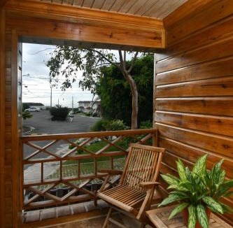 Mona Apartment | Kingston Vacation Rentals at The Romantic Log Cabin in Kingston